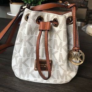 Authentic Michael Kors Crossbody